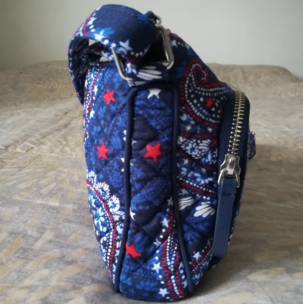 Vera Bradley NWOT crossbody purse. - Picture 5 of 15